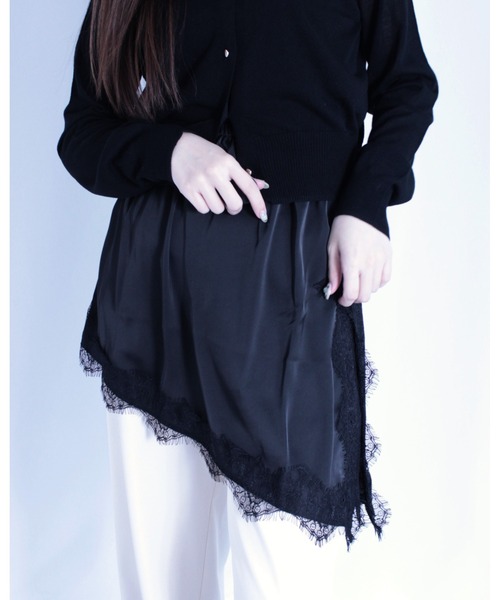 amini(アミニ)の「レーストリム付け裾(その他トップス・レディース・ブラック/オフホワイト・MEDIUM)」の7枚目の写真