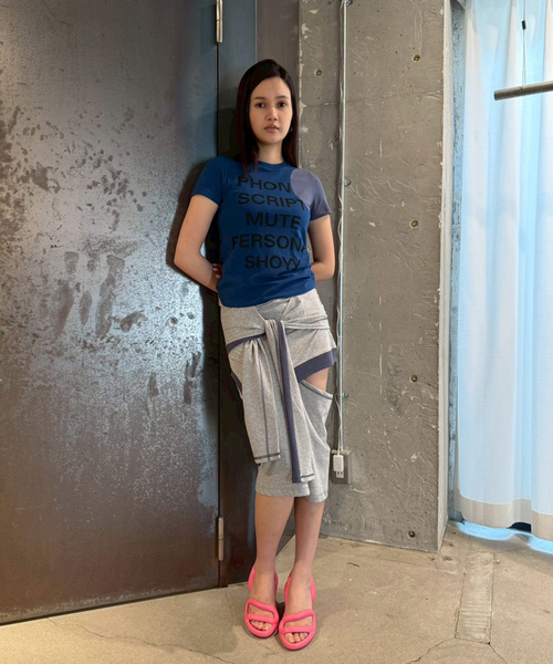 OPEN Yy（オープンワイワイ）の「【OPEN YY / オープンワイワイ】 YY DOT TYPO TEE（Tシャツ/カットソー・レディース・ブルー系その他/ホワイト/グレー・SMALL）」の17枚目の写真