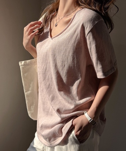 yuue' ( wear )(ユーイ)の「Vネックルーズ半袖Tシャツ/スラブライクTシャツ(Tシャツ/カットソー・レディース・ブラック/ピンク/ホワイト・FREE)」の5枚目の写真