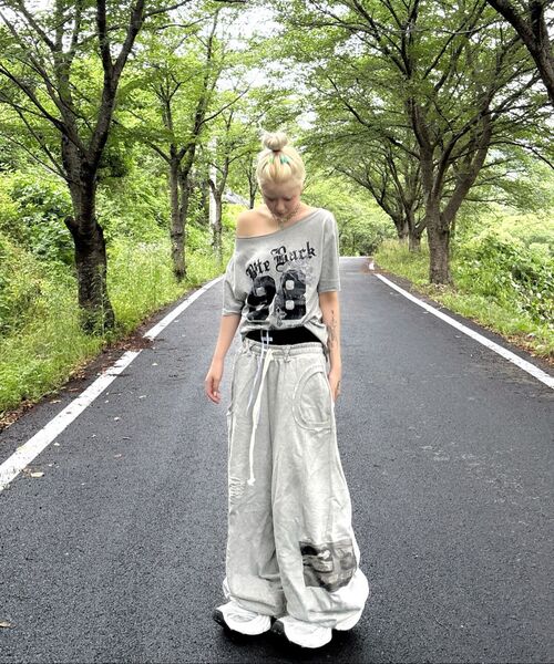 VENHIT(ベンヒット)の「バイトバック98 ワンオフ 半袖Tシャツ(Tシャツ/カットソー・レディース・ホワイト/ライトグレー/ブラック・FREE)」の4枚目の写真