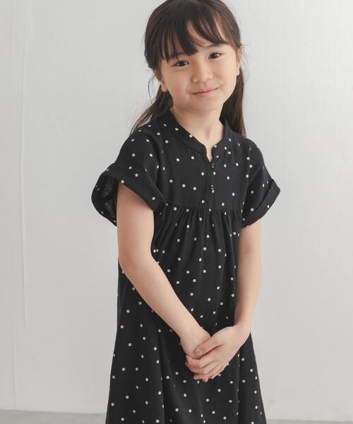 URBAN RESEARCH DOORS(アーバンリサーチドアーズ)の「『親子リンク』リネンリヨセルドットワンピース(KIDS)(ワンピース・キッズ・ナチュラル/ブラック・120/135/105)」の4枚目の写真