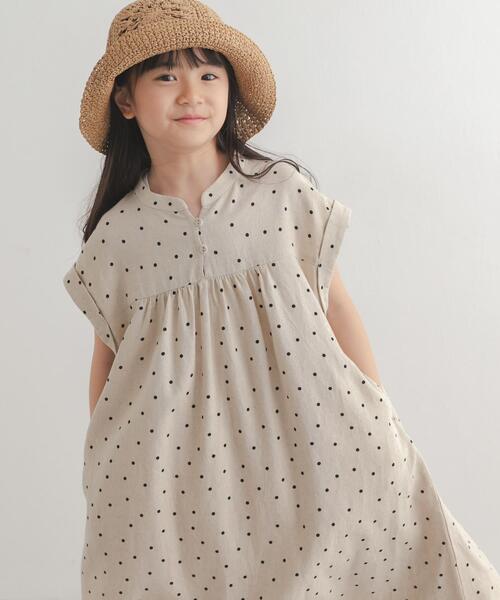 URBAN RESEARCH DOORS(アーバンリサーチドアーズ)の「『親子リンク』リネンリヨセルドットワンピース(KIDS)(ワンピース・キッズ・ナチュラル/ブラック・120/135/105)」の12枚目の写真