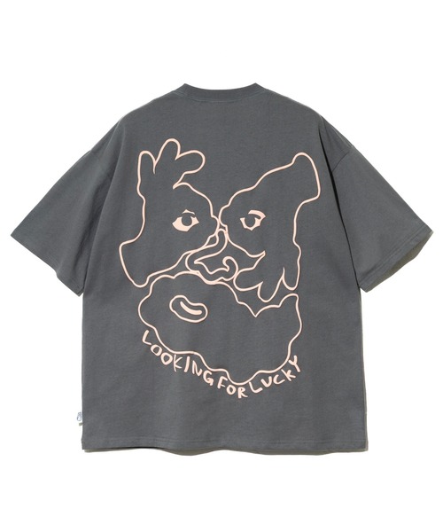gym master(ジムマスター)の「gym master/ジムマスター 7.4oz LOOKING FOR LUCKY ビッグTee(Tシャツ/カットソー・メンズ・チャコールグレー/ホワイト・LARGE/X-LARGE/MEDIUM)」の9枚目の写真