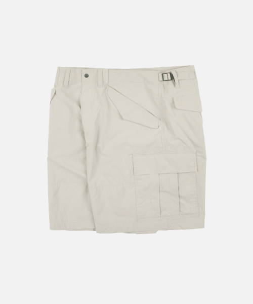 FRIZMWORKS(フリズムワークス)の「MICRO RIPSTOP ESSENTIAL CARGO SHORTS _ LIGHT GRAY(その他パンツ・メンズ・その他・SMALL/MEDIUM/LARGE/X-LARGE)」の2枚目の写真