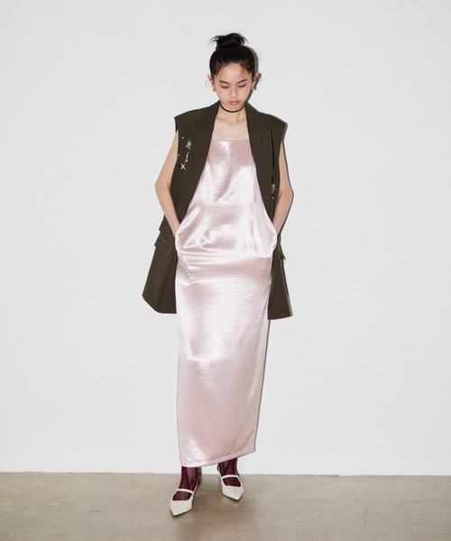 ANDRESD(アンドレスド)の「ビジューボックスシルエットジレ / Bijou Box Silhouette Gilet(ベスト・レディース・ブラック/ブラウン/グレー・S/M)」の6枚目の写真