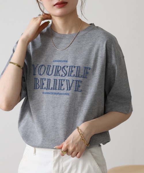 FUNALIVE(ファンアライブ)の「立体チェーン刺繍 六分袖Tシャツ(Tシャツ/カットソー・レディース・杢グレー/オフホワイト/チャコールグレー・L/M)」の3枚目の写真