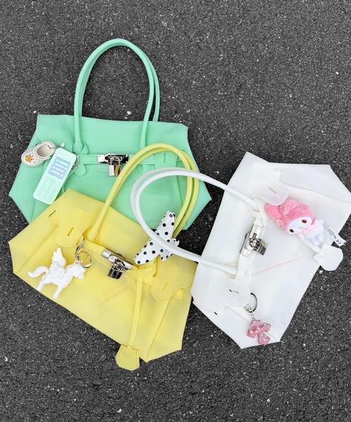 me+em select(ミームセレクト)の「ジェリーバッグ S / Jelly Bag S(ハンドバッグ・レディース・ピンク/イエロー/グリーン/ブルー/パープル/ホワイト・FREE)」の10枚目の写真