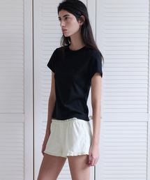 Bessette half tee (black)