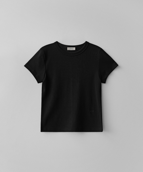 ANDNEEDS(アンドニーズ)の「Bessette half tee (black)(Tシャツ/カットソー・レディース・その他・FREE)」の4枚目の写真