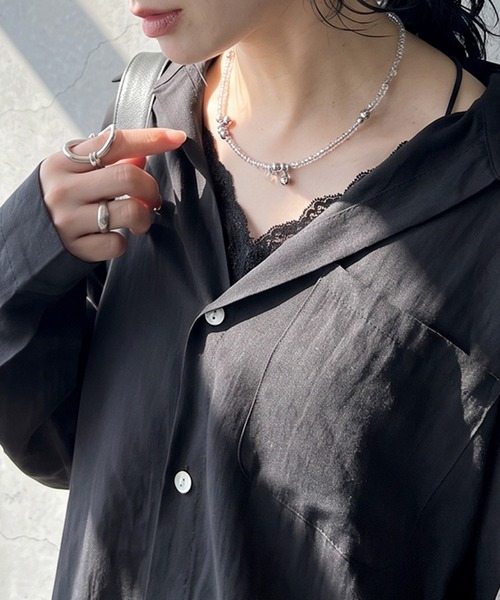 antiqua(アンティカ)の「レースインナー付き ツイストデザイン シャツ(シャツ/ブラウス・レディース・ブラック/ホワイト・ONESIZE)」の8枚目の写真