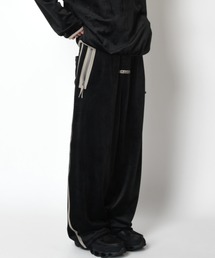 ベロアバレルレッグラインパンツVelour barrel leg line pants