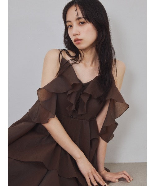 FRAY I.D（フレイアイディー）の「2wayフリルキャミワンピース（ワンピース・レディース・ホワイト/ブラウン・1/0）」の18枚目の写真