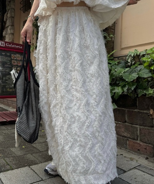 WILLFULLY(ウィルフリー)の「cocoon cut jacquard tulle gather SK(スカート・レディース・モカ/アイボリー/ブラック・FREE)」の15枚目の写真