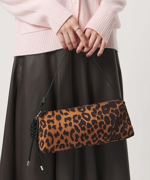 UNITED ARROWS(ユナイテッドアローズ)の「ワイド ショルダーバッグ(ショルダーバッグ・レディース・ブラック/ブラウン・FREE)」の5枚目の写真
