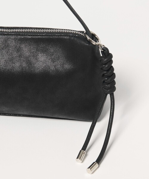 UNITED ARROWS(ユナイテッドアローズ)の「ワイド ショルダーバッグ(ショルダーバッグ・レディース・ブラック/ブラウン・FREE)」の14枚目の写真
