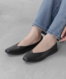 丸洗いできる 超軽量 スクエアトゥ フラットパンプス