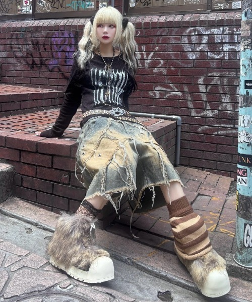 Never mind the XU / Chikashitsu+(ネバーマインド ザ エックスユー / チカシツプラス)の「【BABY09】dark waffle long sleeve / 【ベイビーナイン】ダークワッフル長袖Tシャツ(Tシャツ/カットソー・レディース・ブラック/ホワイト・M)」の20枚目の写真