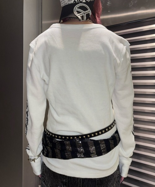 Never mind the XU / Chikashitsu+(ネバーマインド ザ エックスユー / チカシツプラス)の「【BABY09】dark waffle long sleeve / 【ベイビーナイン】ダークワッフル長袖Tシャツ(Tシャツ/カットソー・レディース・ブラック/ホワイト・M)」の10枚目の写真