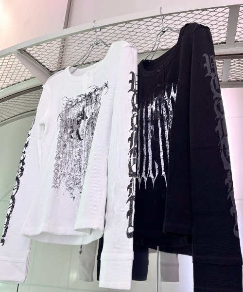 Never mind the XU / Chikashitsu+(ネバーマインド ザ エックスユー / チカシツプラス)の「【BABY09】dark waffle long sleeve / 【ベイビーナイン】ダークワッフル長袖Tシャツ(Tシャツ/カットソー・レディース・ブラック/ホワイト・M)」の12枚目の写真