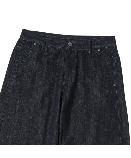 TRAVEL(トラベル)の「バックプリントカーブドデニムパンツ インディゴ(デニムパンツ・レディース・その他・SMALL/MEDIUM/LARGE)」の6枚目の写真