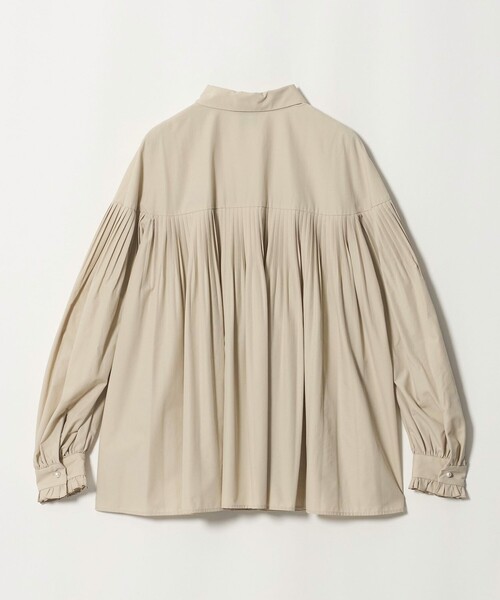 UNITED ARROWS(ユナイテッドアローズ)の「パールライク ボタン タック フレア ブラウス(シャツ/ブラウス・レディース・ベージュ/ブラック/ホワイト・FREE)」の9枚目の写真