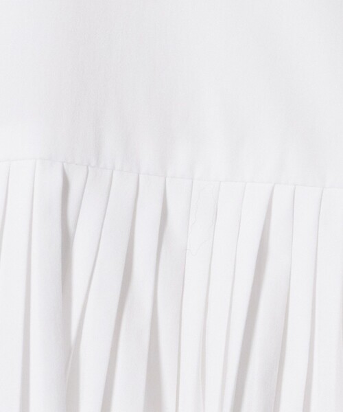 UNITED ARROWS(ユナイテッドアローズ)の「パールライク ボタン タック フレア ブラウス(シャツ/ブラウス・レディース・ベージュ/ブラック/ホワイト・FREE)」の21枚目の写真