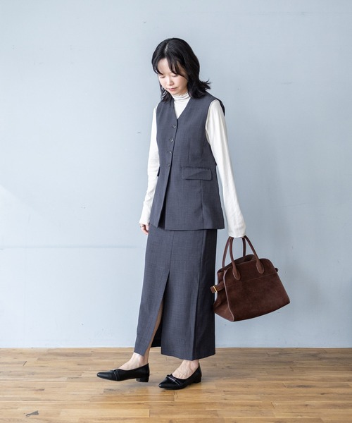 SESTO(セスト)の「メタリックプレート ポインテッドトゥパンプス(パンプス・レディース・ベージュ/ブラック/ブラウン・25.0cm/22.0cm/23.5cm/24.0cm/24.5cm/22.5cm/23.0cm)」の21枚目の写真