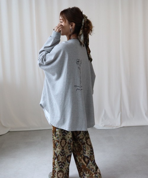 zena(ジェナ)の「フラワープリントスウェットTee(Tシャツ/カットソー・レディース・ブラック/ライトグレー/グレー・FREE)」の10枚目の写真