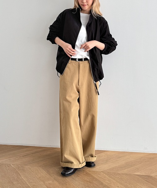 CANAL JEAN(キャナルジーン)の「KHA:KI STAND COLLAR JACKET(ナイロンジャケット・レディース・ブラック・2)」の6枚目の写真