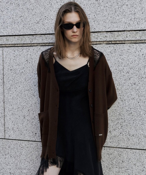 JOSE MOON（ジョゼムーン）の「LACE CRASH OVER CARDIGAN/レースクラッシュオーバーカーディガン（カーディガン/ボレロ・レディース・ブラック/ブラウン/グレー・FREE）」の3枚目の写真
