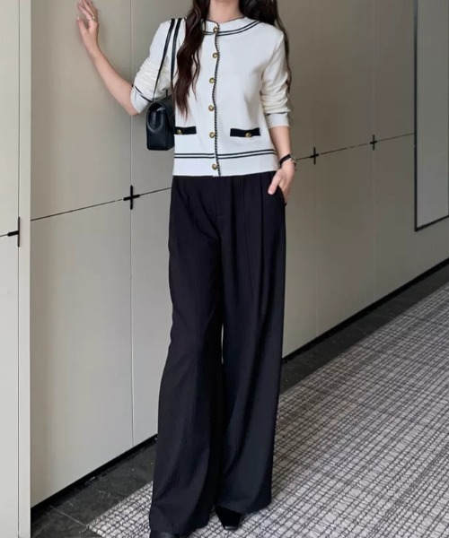 FLINEA(フリネア)の「スタンドカラー配色ニットカーディガン(カーディガン/ボレロ・レディース・ホワイト/ブラック・FREE)」の14枚目の写真