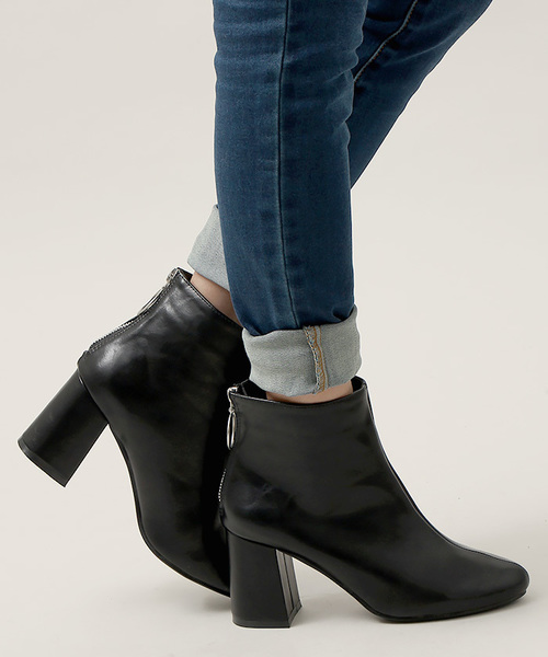 WEGO(ウィゴー)の「WEGO/フレアヒールブーツ(ブーツ・レディース・ブラック/ベージュ・MEDIUM/LARGE)」の2枚目の写真