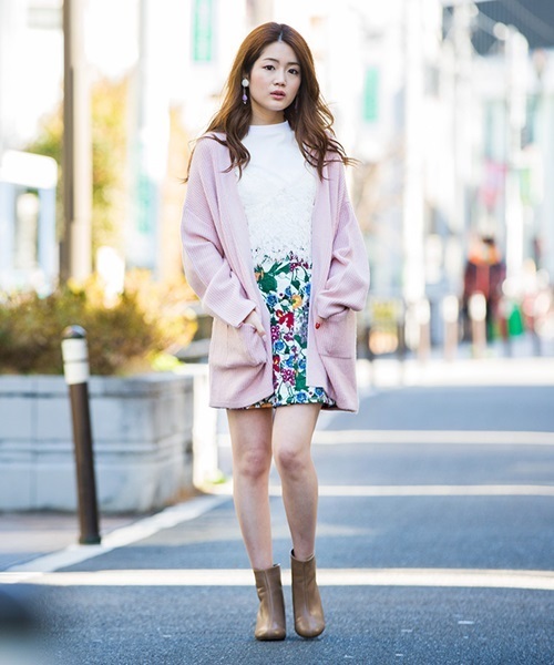 WEGO(ウィゴー)の「WEGO/フレアヒールブーツ(ブーツ・レディース・ブラック/ベージュ・MEDIUM/LARGE)」の18枚目の写真