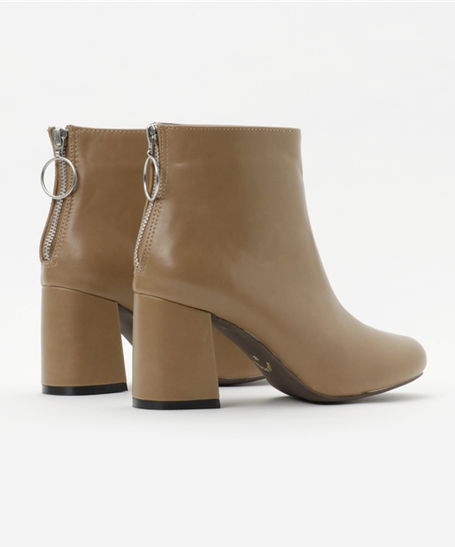 WEGO(ウィゴー)の「WEGO/フレアヒールブーツ(ブーツ・レディース・ブラック/ベージュ・MEDIUM/LARGE)」の5枚目の写真