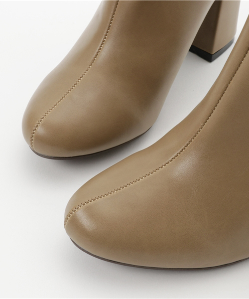 WEGO(ウィゴー)の「WEGO/フレアヒールブーツ(ブーツ・レディース・ブラック/ベージュ・MEDIUM/LARGE)」の7枚目の写真