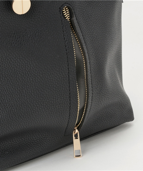 mysty woman（ミスティウーマン）の「フロントジップミニショルダーバッグ（ショルダーバッグ・レディース・オフホワイト/グレイッシュブルー/ブラック・FREE）」の10枚目の写真