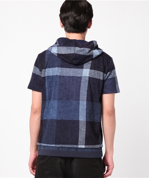 BLACK LABEL CRESTBRIDGE（ブラックレーベル・クレストブリッジ）の「ビックスケールクレストブリッジチェック ハーフスリーブパイルパーカー【COLLECTION LINE】（パーカー・メンズ・ネイビー・M/L）」の3枚目の写真