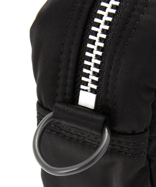 PORTER（ポーター）の「PORTER TANKER SHOULDER BAG <B印 YOSHIDA SELECT>（ショルダーバッグ・メンズ・ブラック・ONE SIZE）」の13枚目の写真