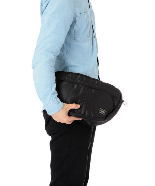 PORTER（ポーター）の「PORTER TANKER SHOULDER BAG <B印 YOSHIDA SELECT>（ショルダーバッグ・メンズ・ブラック・ONE SIZE）」の7枚目の写真