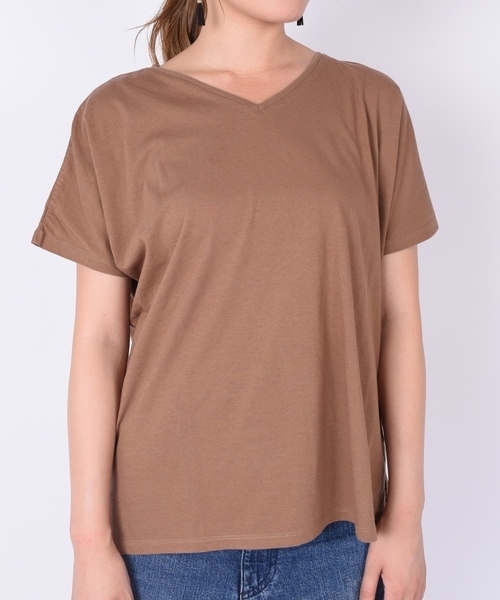 SHIPS Days(シップスデイズ)の「SHIPS Days STANDARD: ソフトコットン Vネック TEE 2 ◇(Tシャツ/カットソー・レディース・ブラック/ワインレッド/ホワイト/キャメル・S~M/M~L)」の5枚目の写真