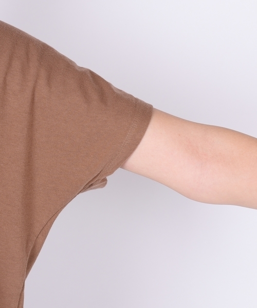 SHIPS Days(シップスデイズ)の「SHIPS Days STANDARD: ソフトコットン Vネック TEE 2 ◇(Tシャツ/カットソー・レディース・ブラック/ワインレッド/ホワイト/キャメル・S~M/M~L)」の9枚目の写真