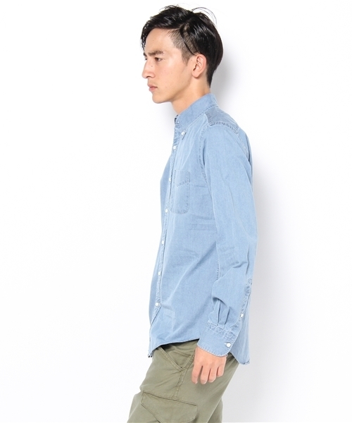 UNITED ARROWS（ユナイテッドアローズ）の「UA ダンガリーボタンダウンシャツ◆（シャツ/ブラウス・メンズ・ライトブルー・SMALL/MEDIUM/LARGE）」の2枚目の写真