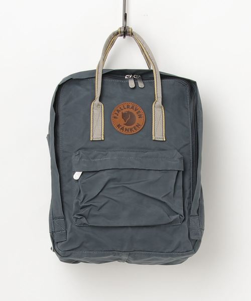 Kanken（カンケン）の「Kanken Greenland (FJALLRAVEN/フェールラーベン)（バックパック/リュック・メンズ・イエロー/ブルー/ブルーグレー/ダークグリーン/ブラック・ONE SIZE）」の3枚目の写真