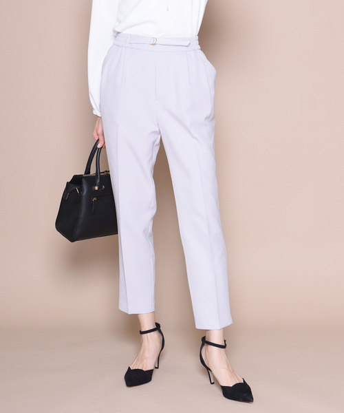 12Twelve Agenda(トゥエルブ アジェンダ)の「ダブルクロステーパードパンツ(スーツパンツ・レディース・ピンクベージュ/ライトグレー/ブラック・M)」の1枚目の写真