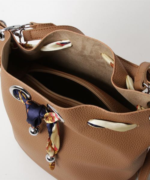 classicalelf（クラシカルエルフ）の「タッセル&スカーフリボン巾着バッグ（ショルダーバッグ・レディース・ブラック/グレー/ブラウン/パープル・FREE）」の7枚目の写真