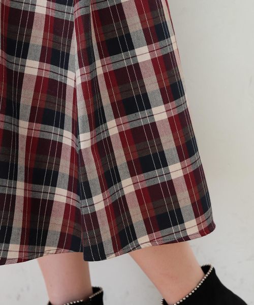 natural couture（ナチュラルクチュール）の「ハイウエストフレアチェックスカート（スカート・レディース・アイボリー/ボルドー・FREE）」の10枚目の写真