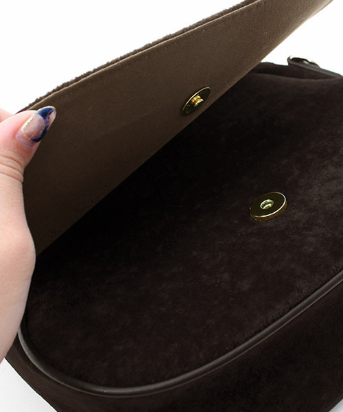 Pierrot（ピエロ）の「フラップデザインチェーンショルダーバック（ショルダーバッグ・レディース・ブラック/ブラウン/ワイン・FREE）」の18枚目の写真