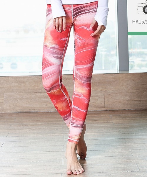 DAY CLOSET�i�f�C �N���[�[�b�g�j�́u���f�B�[�X�@�J���t���t�B�b�g�l�X�E�F�A�@���K�p���c�i���M���X/�X�p�b�c�j�v�b���b�h