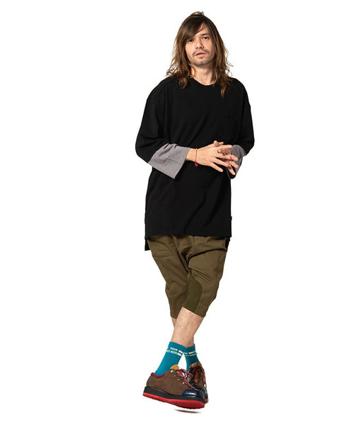 glamb(グラム)の「【glamb】Moss big CS(Tシャツ/カットソー・メンズ・ブラック/グレー・0/1/2/3/4)」の4枚目の写真