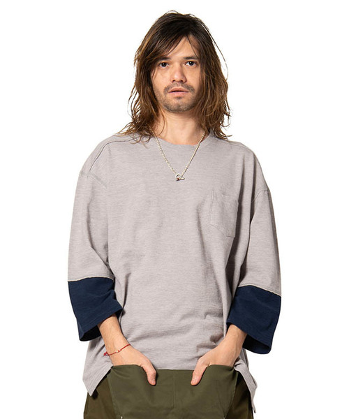 glamb(グラム)の「【glamb】Moss big CS(Tシャツ/カットソー・メンズ・ブラック/グレー・0/1/2/3/4)」の5枚目の写真